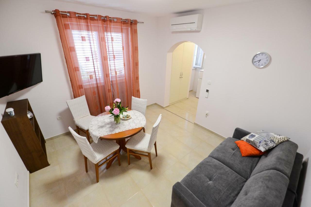 זאדאר Apartment Rocky I מראה חיצוני תמונה