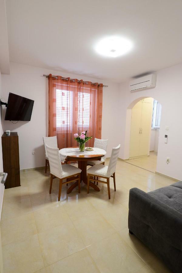 זאדאר Apartment Rocky I מראה חיצוני תמונה
